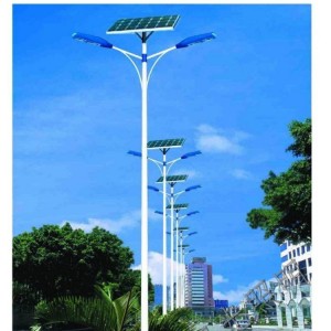 太阳能路灯厂家 道路6米7米60W80W工程款新农村路灯杆鑫旭光照明